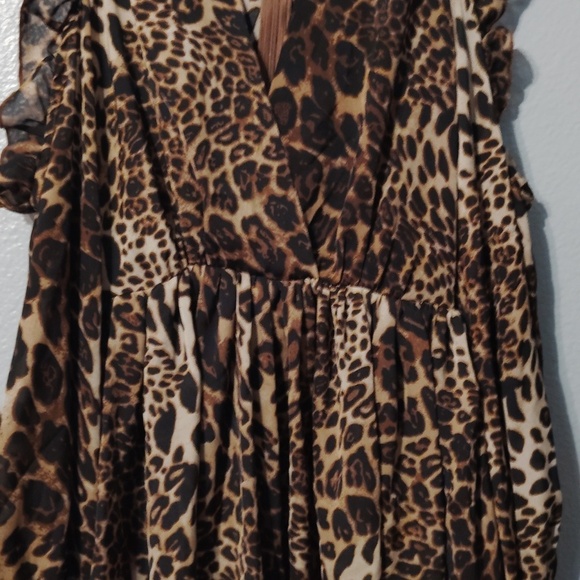 Oh Polly Leopard Print Dress  Open Shoulder Size 2 - Picture 7 of 14